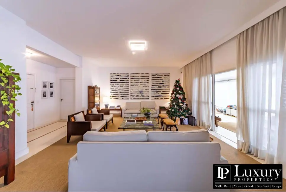 Apartamento com 3 quartos para alugar, 276m2 em Vila Nova Conceição, São Paulo - SP - imagem 3 Foto 3 de Apartamento com 3 quartos para alugar, 276m2 em Vila Nova Conceição, São Paulo - SP