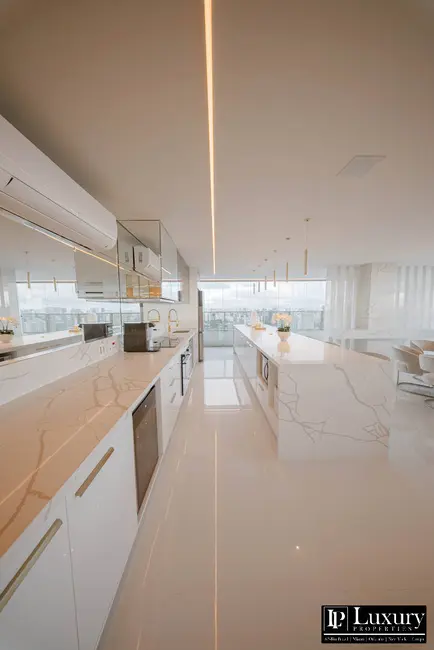 Foto 7 de Apartamento com 3 quartos à venda e para alugar, 200m2 em Pinheiros, São Paulo - SP