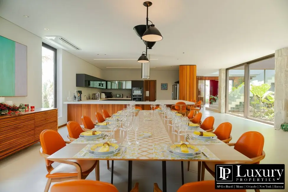 Casa com 8 quartos à venda em Praia da Ribeira (Cunhambebe), Angra Dos Reis - RJ - imagem 6 Foto 6 de Casa com 8 quartos à venda em Praia da Ribeira (Cunhambebe), Angra Dos Reis - RJ