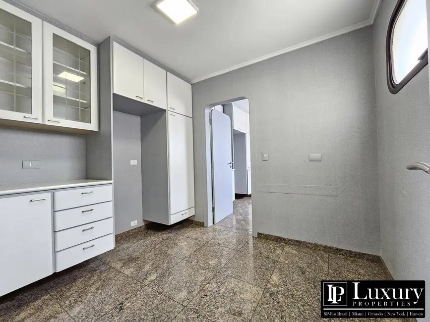 Foto 9 de Cobertura com 4 quartos à venda, 331m2 em Vila Uberabinha, São Paulo - SP