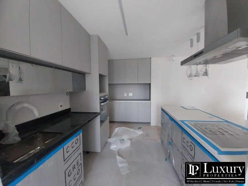 Foto 2 de Apartamento com 3 quartos para alugar, 142m2 em São Paulo - SP