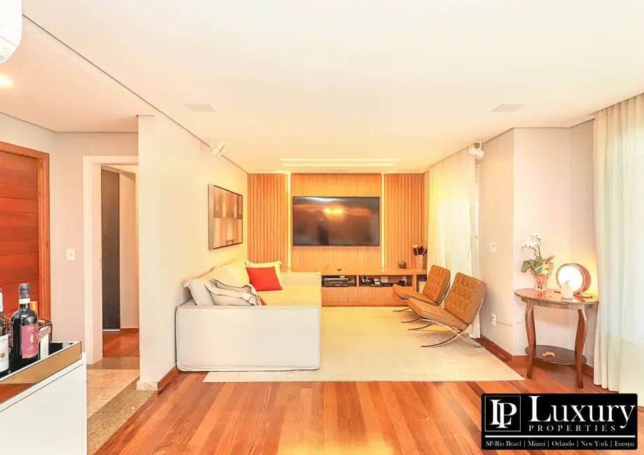 Apartamento com 3 quartos à venda, 226m2 em Vila Nova Conceição, São Paulo - SP - imagem 6 Foto 6 de Apartamento com 3 quartos à venda, 226m2 em Vila Nova Conceição, São Paulo - SP