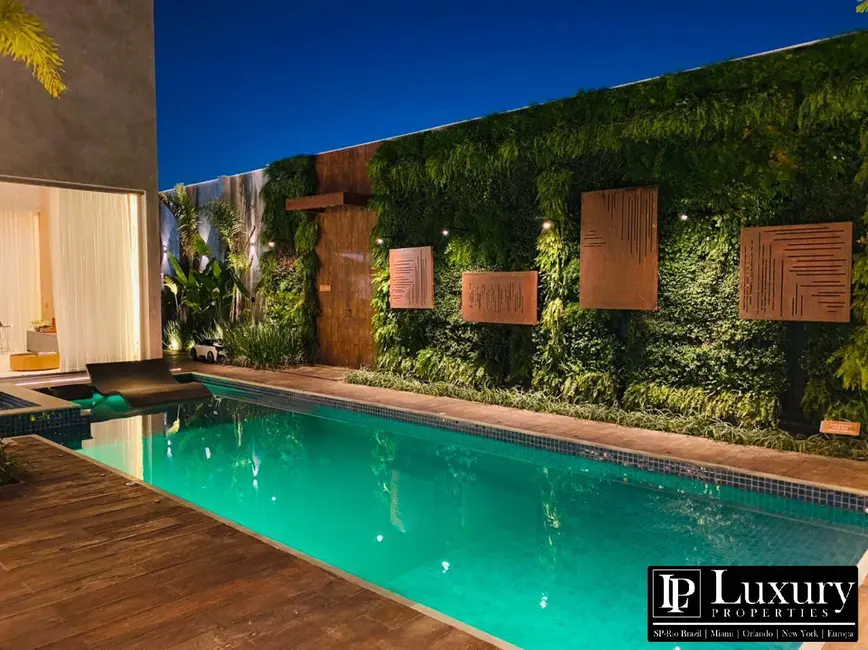 Foto 2 de Casa de Condomínio com 5 quartos à venda e para alugar em Santana De Parnaiba - SP