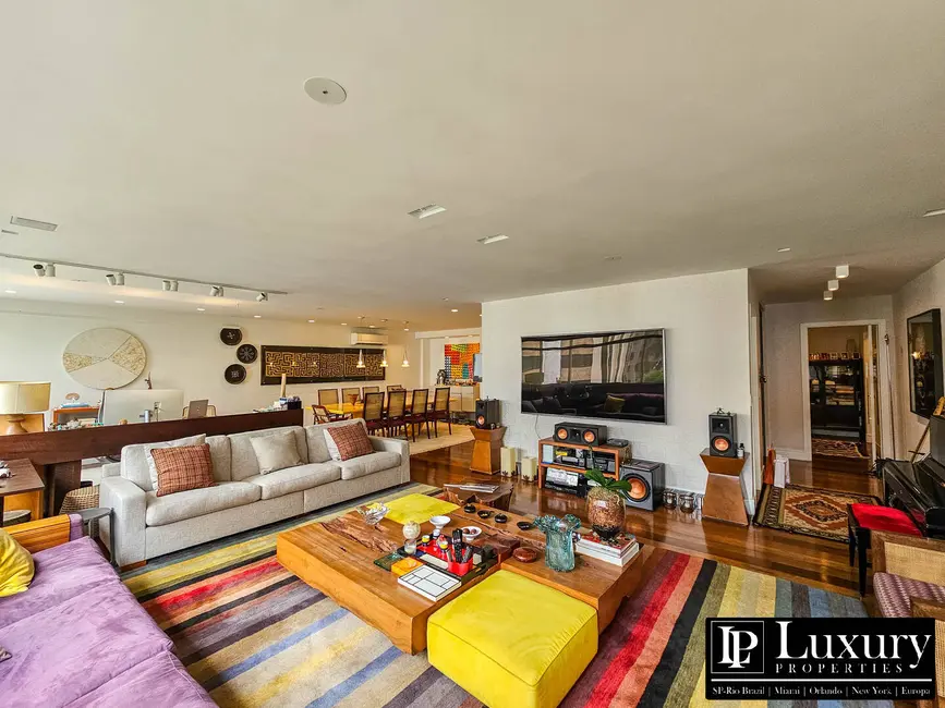 Apartamento com 4 quartos à venda, 226m2 em Jardim Europa, São Paulo - SP - imagem 5 Foto 5 de Apartamento com 4 quartos à venda, 226m2 em Jardim Europa, São Paulo - SP