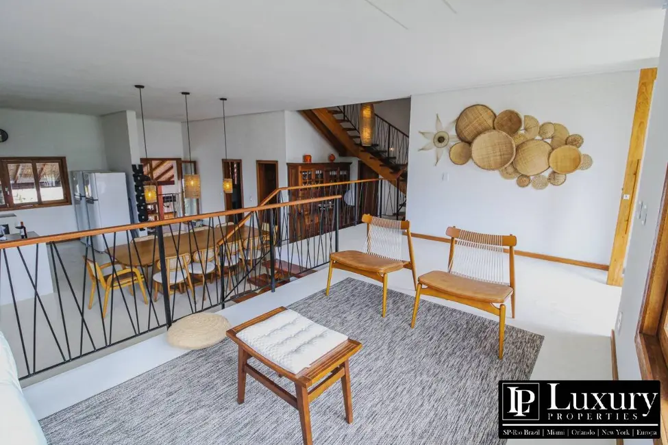 Foto 8 de Casa de Condomínio com 5 quartos à venda em Porto Seguro - BA