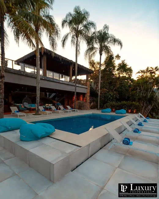 Foto 4 de Terreno / Lote à venda, 25000m2 em Angra Dos Reis - RJ