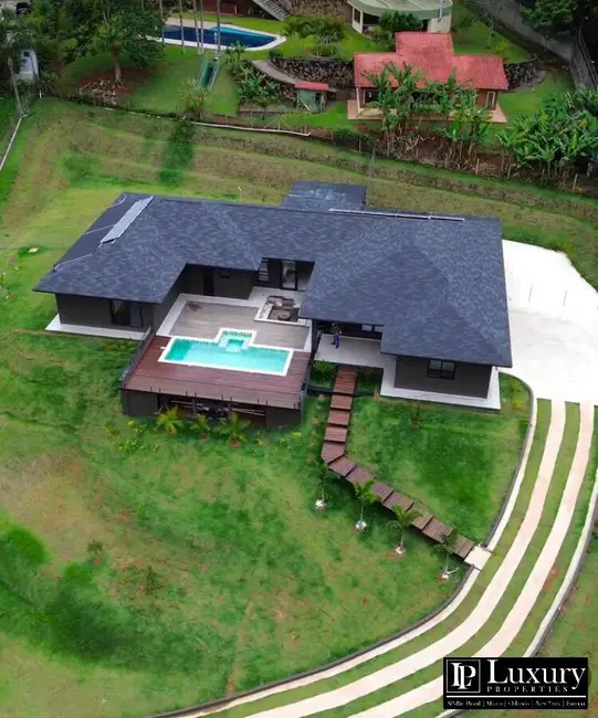 Foto 1 de Casa com 4 quartos à venda em Condomínio Jardim das Palmeiras, Braganca Paulista - SP