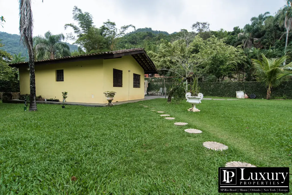 Foto 7 de Casa com 7 quartos à venda em Ubatuba - SP