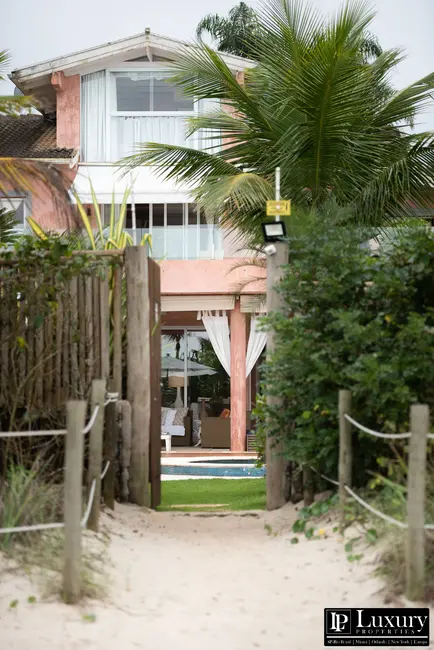 Foto 9 de Casa com 6 quartos à venda em Sao Sebastiao - SP