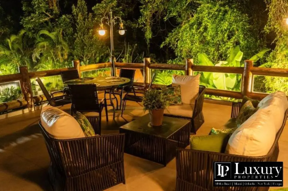 Casa com 8 quartos à venda, 678m2 em Bertioga - SP - imagem 8 Foto 8 de Casa com 8 quartos à venda, 678m2 em Bertioga - SP