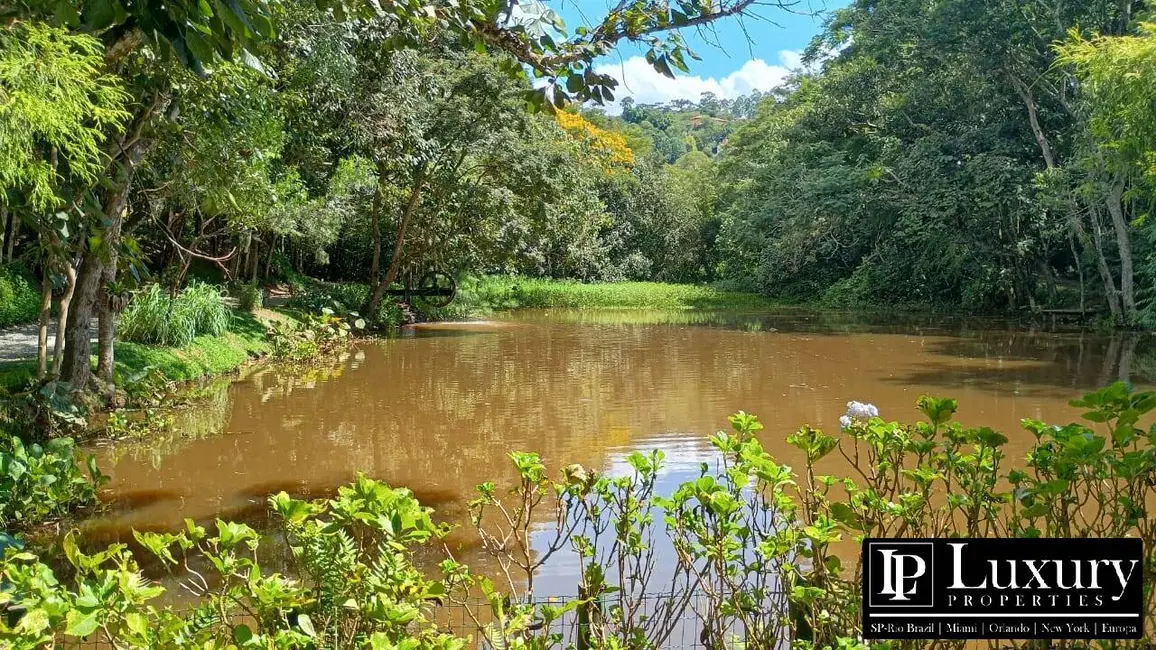 Casa de Condomínio com 4 quartos à venda, 674m2 em Santo Antonio Do Pinhal - SP - imagem 2 Foto 2 de Casa de Condomínio com 4 quartos à venda, 674m2 em Santo Antonio Do Pinhal - SP