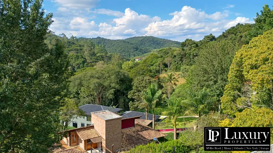 Casa de Condomínio com 4 quartos à venda, 674m2 em Santo Antonio Do Pinhal - SP - imagem 1 Foto 1 de Casa de Condomínio com 4 quartos à venda, 674m2 em Santo Antonio Do Pinhal - SP