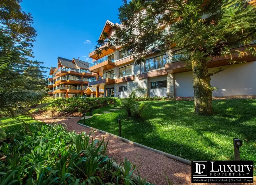 Apartamento com 3 quartos à venda, 320m2 em Gramado - RS - imagem 3 Foto 3 de Apartamento com 3 quartos à venda, 320m2 em Gramado - RS