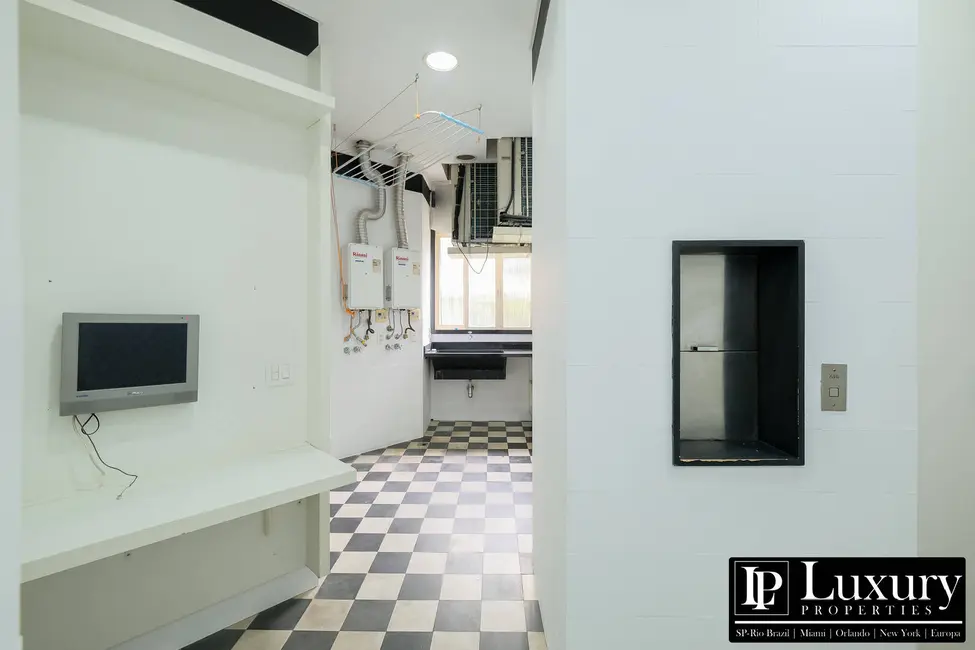 Foto 8 de Apartamento com 4 quartos para alugar, 533m2 em Jardim Guedala, São Paulo - SP