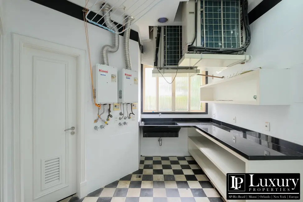 Foto 9 de Apartamento com 4 quartos para alugar, 533m2 em Jardim Guedala, São Paulo - SP