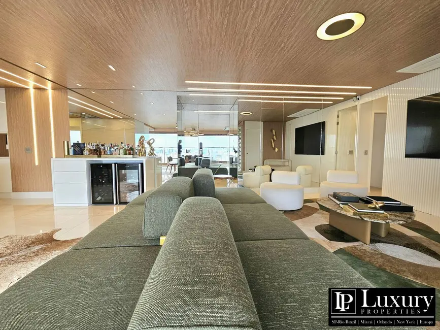 Apartamento com 3 quartos à venda, 147m2 em Campo Belo, São Paulo - SP - imagem 5 Foto 5 de Apartamento com 3 quartos à venda, 147m2 em Campo Belo, São Paulo - SP