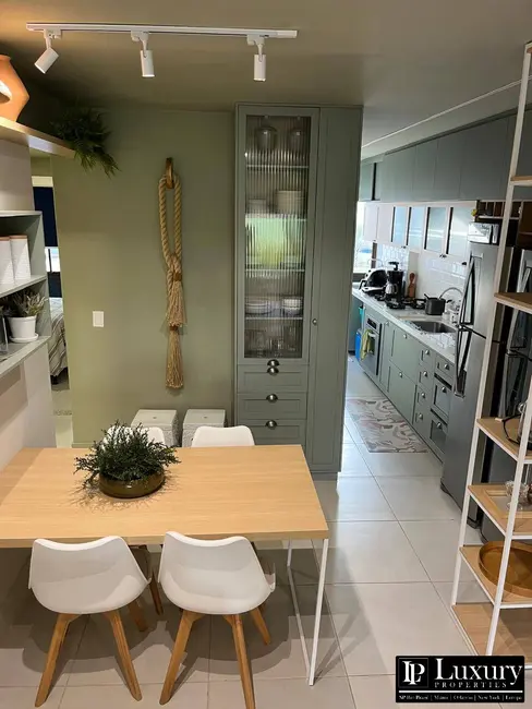 Foto 9 de Apartamento com 3 quartos à venda, 80m2 em Camacari - BA