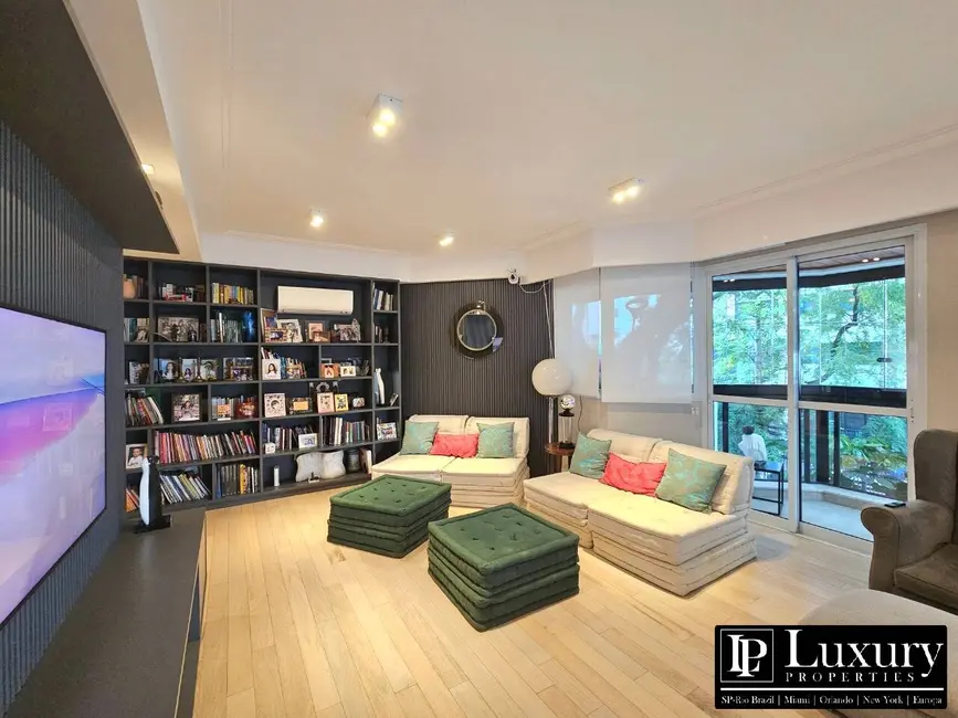 Foto 3 de Apartamento com 3 quartos à venda, 173m2 em Jardim Paulista, São Paulo - SP