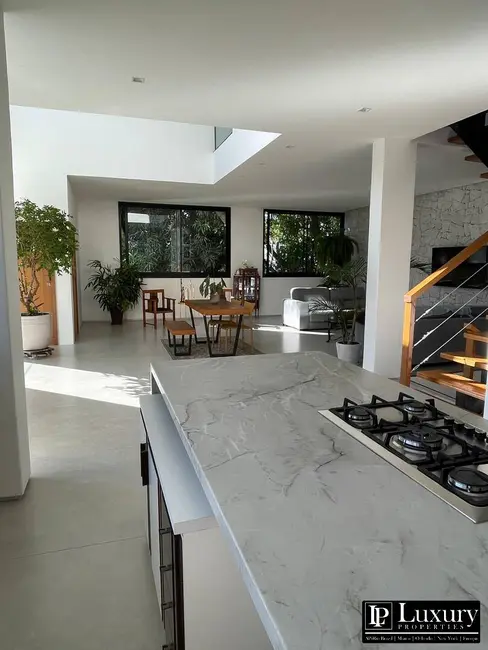 Foto 9 de Casa de Condomínio com 3 quartos para alugar em Centro de Vila Velha, Vila Velha - ES