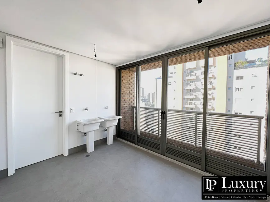 Foto 11 de Apartamento à venda em Itaim Bibi, São Paulo - SP