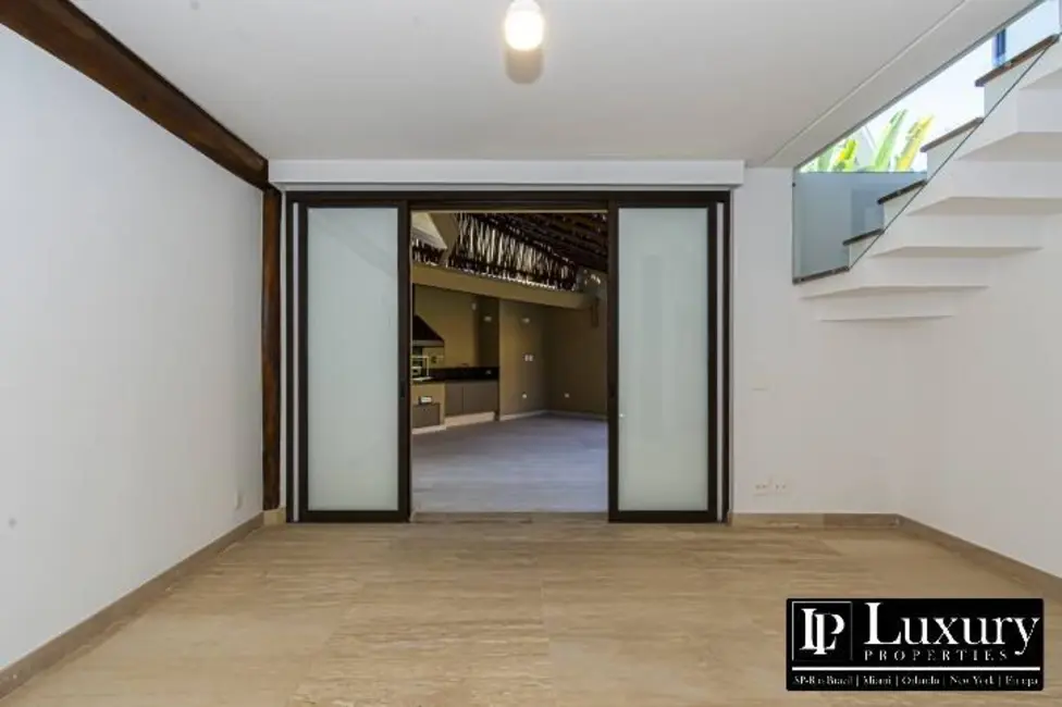 Foto 3 de Casa com 4 quartos à venda, 626m2 em Pacaembu, São Paulo - SP