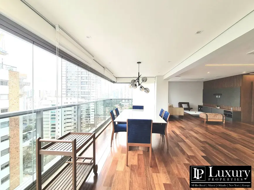 Apartamento com 3 quartos à venda, 192m2 em Campo Belo, São Paulo - SP - imagem 1 Foto 1 de Apartamento com 3 quartos à venda, 192m2 em Campo Belo, São Paulo - SP