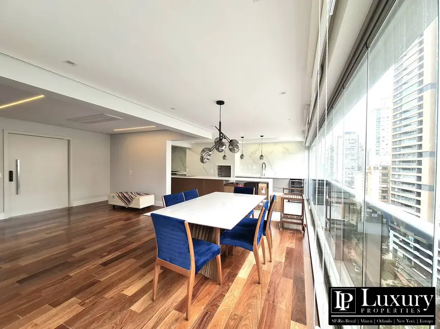 Apartamento com 3 quartos à venda, 192m2 em Campo Belo, São Paulo - SP - imagem 3 Foto 3 de Apartamento com 3 quartos à venda, 192m2 em Campo Belo, São Paulo - SP