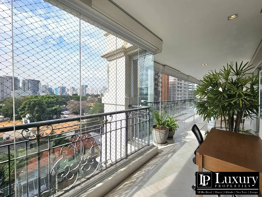 Foto 5 de Apartamento com 4 quartos à venda, 400m2 em Moema, São Paulo - SP