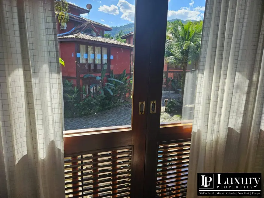 Foto 8 de Casa de Condomínio com 3 quartos à venda e para alugar, 140m2 em Sao Sebastiao - SP