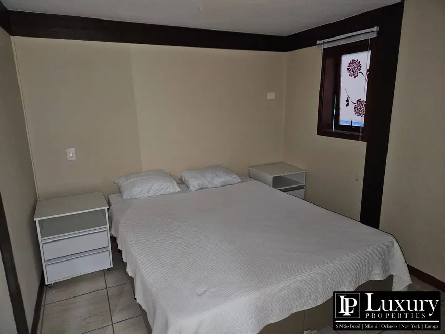 Foto 12 de Casa de Condomínio com 3 quartos à venda e para alugar, 140m2 em Sao Sebastiao - SP