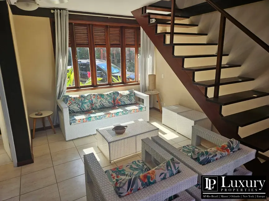 Foto 2 de Casa de Condomínio com 3 quartos à venda e para alugar, 140m2 em Sao Sebastiao - SP