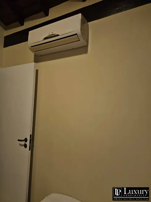 Foto 18 de Casa de Condomínio com 3 quartos à venda e para alugar, 140m2 em Sao Sebastiao - SP