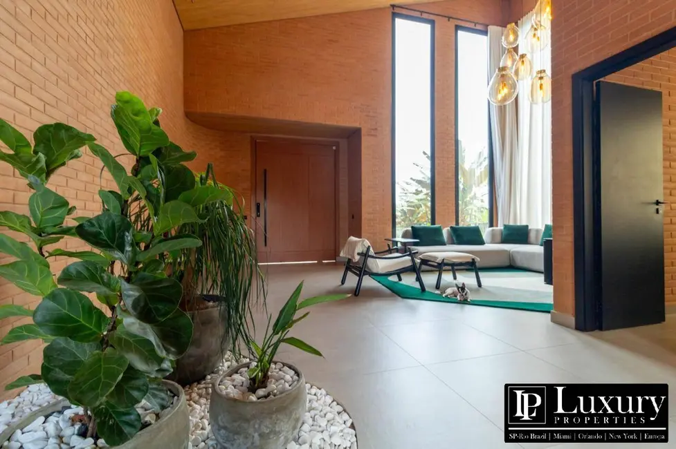 Foto 6 de Casa de Condomínio à venda em Condomínio Ecológico Mansões Morumbi, Senador Canedo - GO