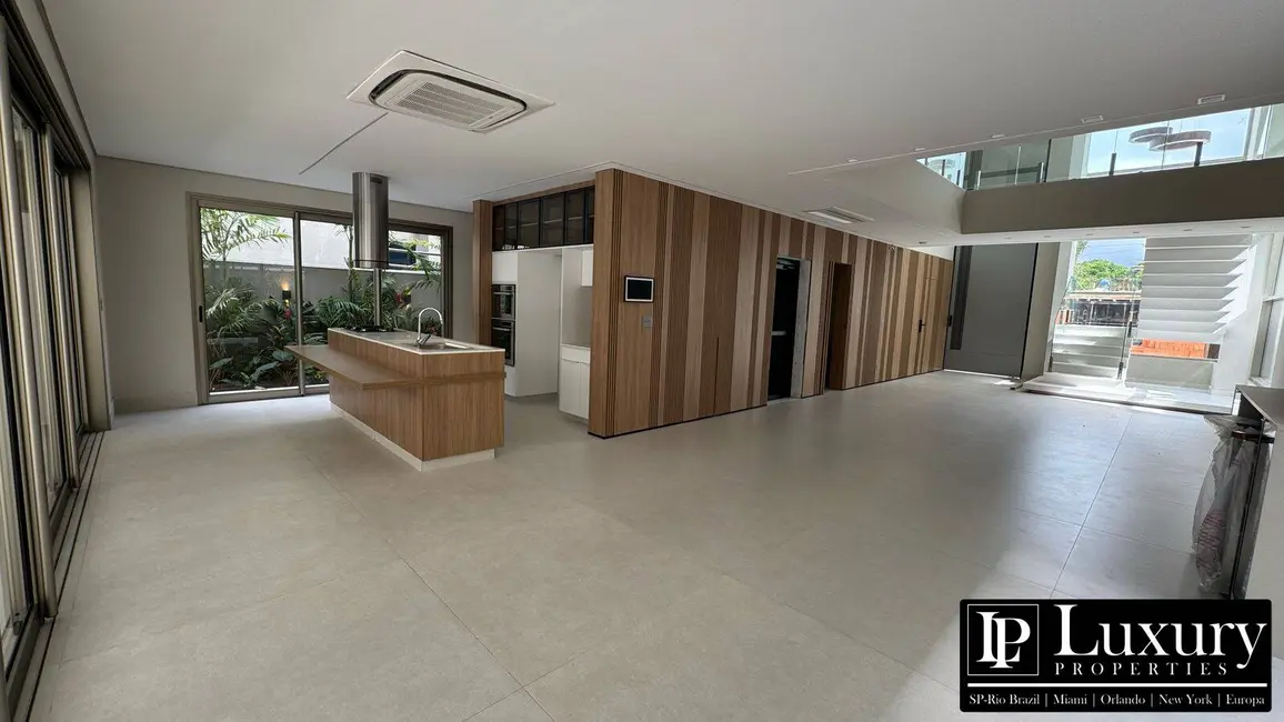 Foto 5 de Casa de Condomínio com 7 quartos à venda em Bertioga - SP