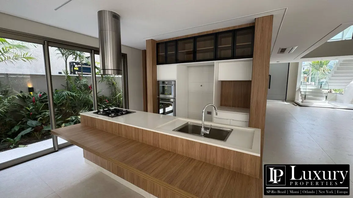 Foto 9 de Casa de Condomínio com 7 quartos à venda em Bertioga - SP