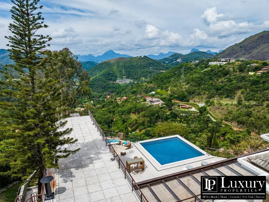 Foto 8 de Casa de Condomínio com 7 quartos à venda em Araras, Petropolis - RJ