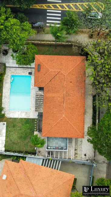 Casa com 5 quartos à venda e para alugar em Alto de Pinheiros, São Paulo - SP - imagem 3 Foto 3 de Casa com 5 quartos à venda e para alugar em Alto de Pinheiros, São Paulo - SP