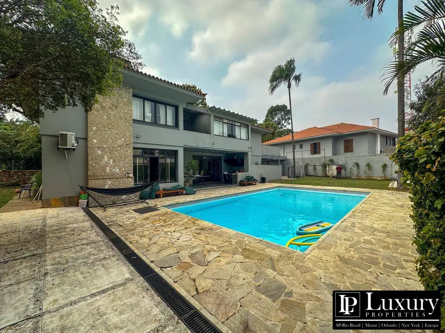 Casa com 5 quartos à venda e para alugar em Alto de Pinheiros, São Paulo - SP - imagem 5 Foto 5 de Casa com 5 quartos à venda e para alugar em Alto de Pinheiros, São Paulo - SP