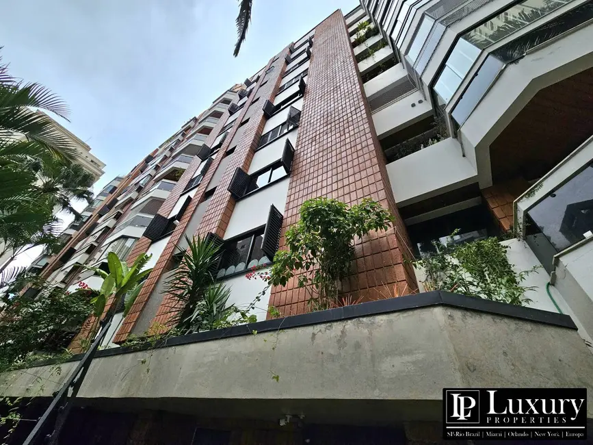 Apartamento com 3 quartos à venda, 155m2 em Jardim Europa, São Paulo - SP - imagem 3 Foto 3 de Apartamento com 3 quartos à venda, 155m2 em Jardim Europa, São Paulo - SP