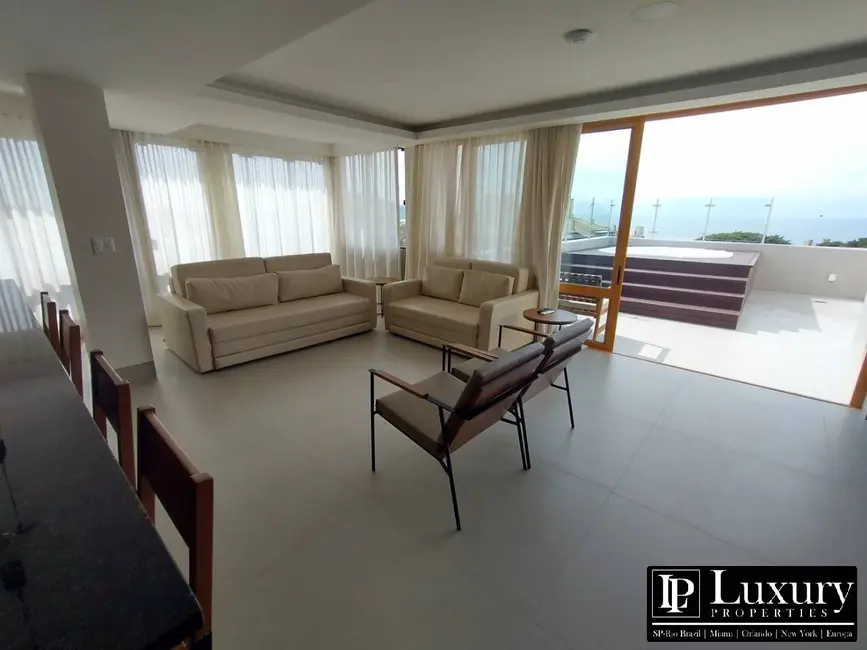 Foto 1 de Cobertura com 8 quartos à venda, 330m2 em Ingleses do Rio Vermelho, Florianopolis - SC