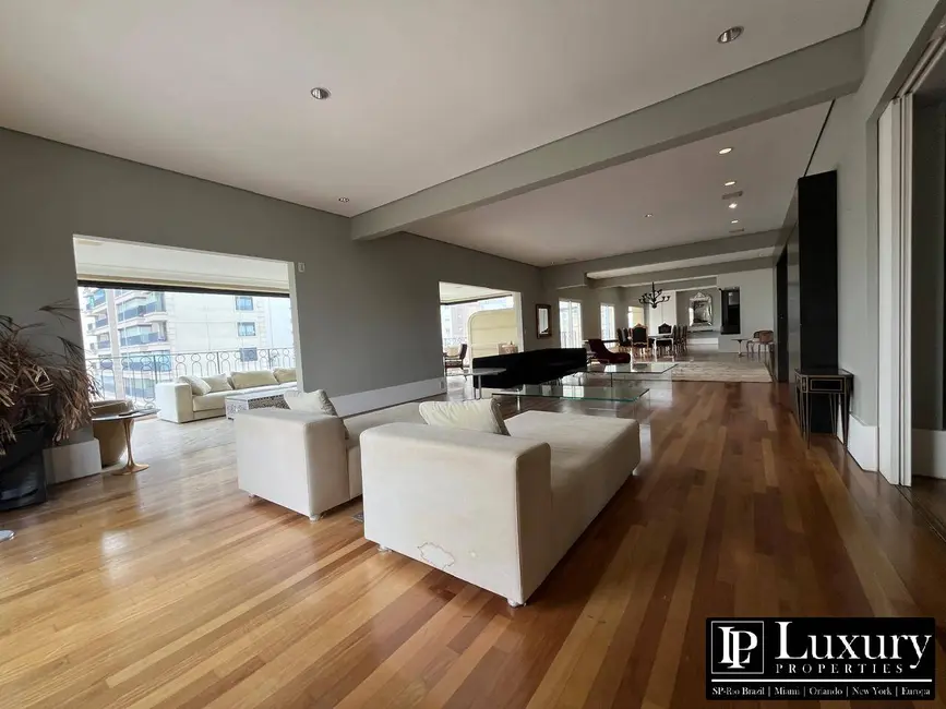 Foto 4 de Apartamento com 4 quartos para alugar, 522m2 em Itaim Bibi, São Paulo - SP