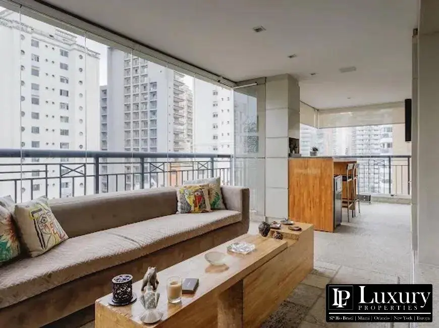 Foto 3 de Apartamento com 4 quartos à venda, 369m2 em Vila Nova Conceição, São Paulo - SP