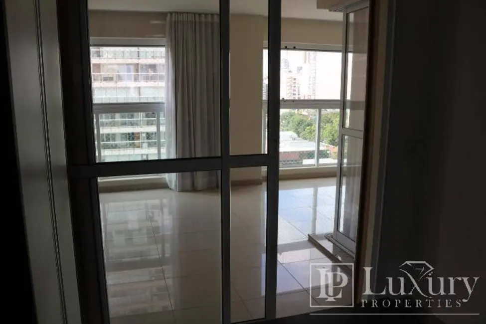 Foto 8 de Apartamento com 4 quartos para alugar, 210m2 em Vila Olímpia, São Paulo - SP