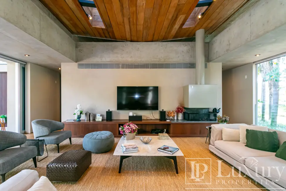 Foto 3 de Casa de Condomínio com 6 quartos à venda em Porto Feliz - SP