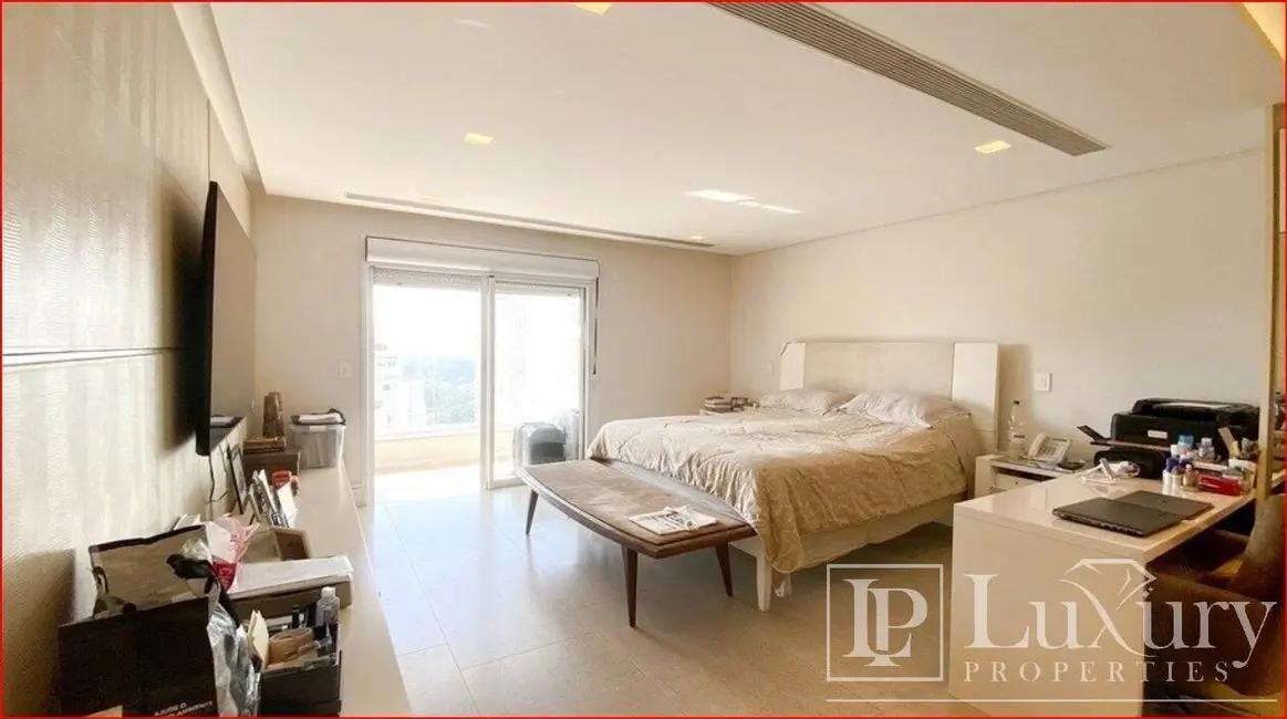 Foto 8 de Apartamento com 3 quartos à venda, 336m2 em São Paulo - SP