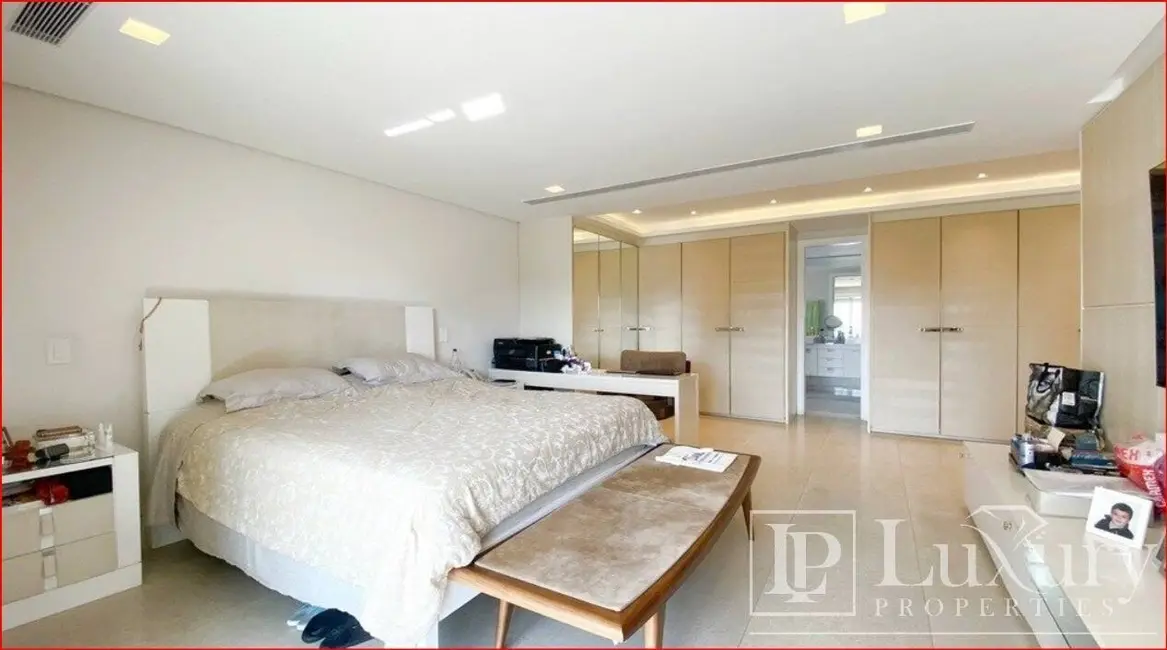 Foto 9 de Apartamento com 3 quartos à venda, 336m2 em São Paulo - SP