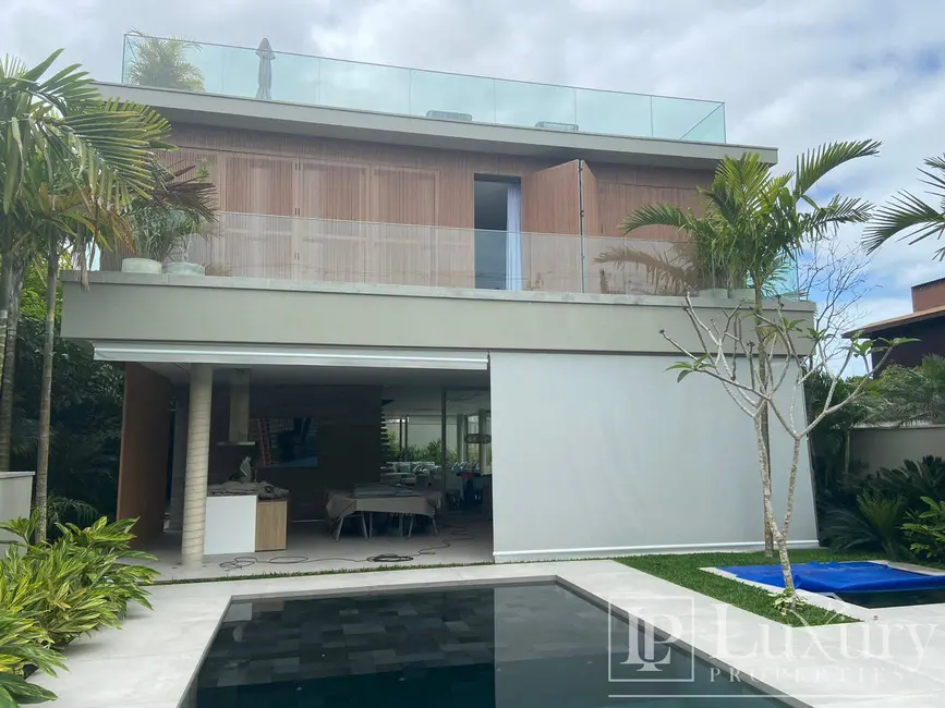 Foto 3 de Casa com 4 quartos à venda em Sao Sebastiao - SP