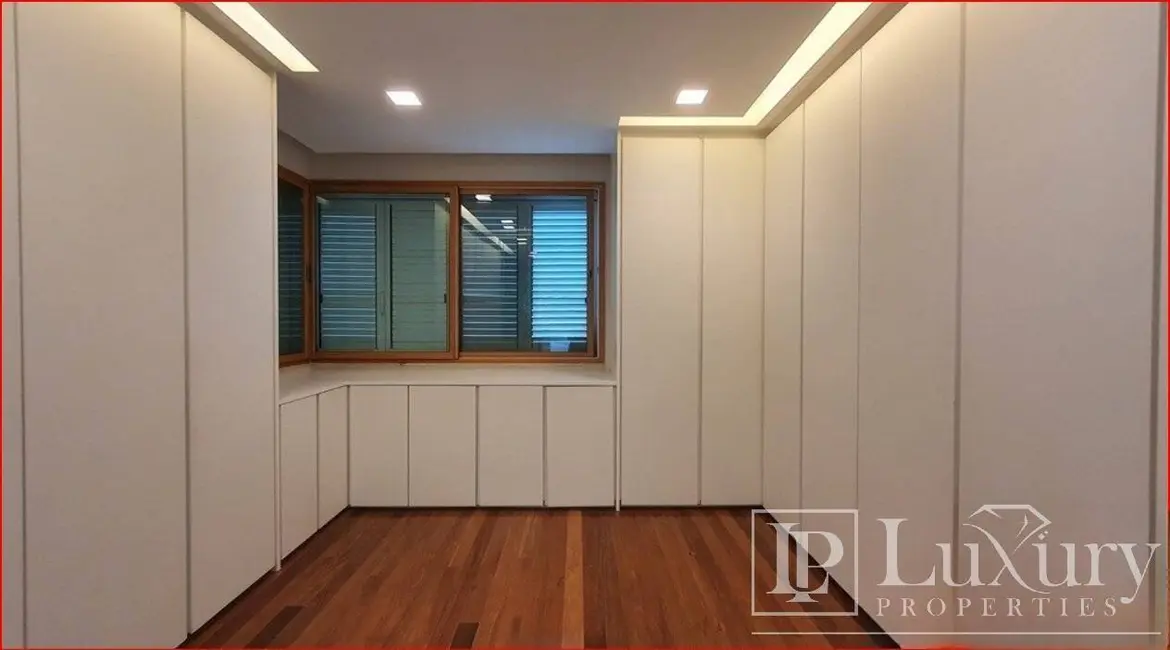 Casa com 4 quartos à venda em Jardim Luzitânia, São Paulo - SP - imagem 8 Foto 8 de Casa com 4 quartos à venda em Jardim Luzitânia, São Paulo - SP