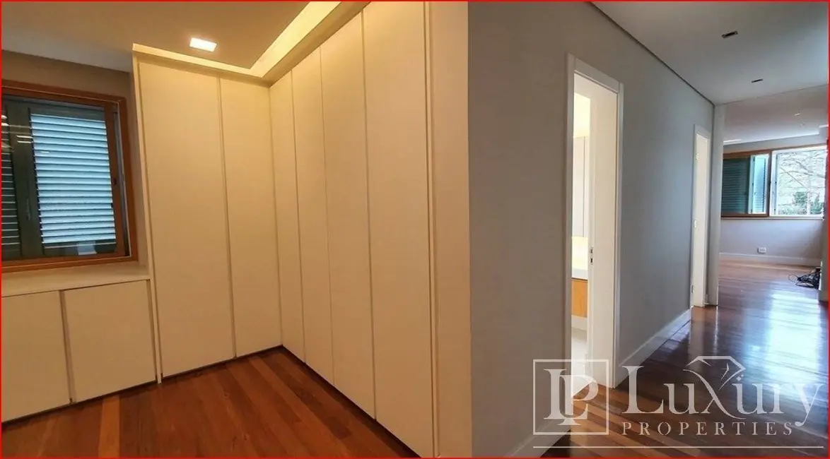 Casa com 4 quartos à venda em Jardim Luzitânia, São Paulo - SP - imagem 9 Foto 9 de Casa com 4 quartos à venda em Jardim Luzitânia, São Paulo - SP