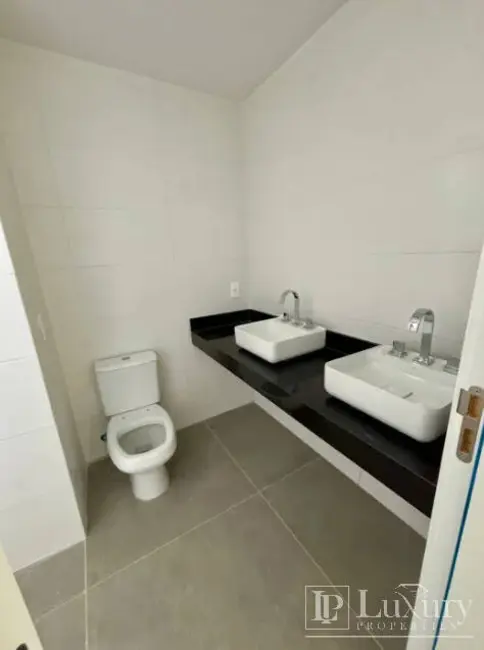 Foto 3 de Casa de Condomínio com 3 quartos à venda em Vila Madalena, São Paulo - SP